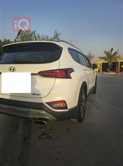 هيونداي سانتافي